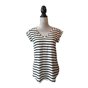NWT Express Striped T-Shirt V-Neck Short Sleeve Casual Top XS